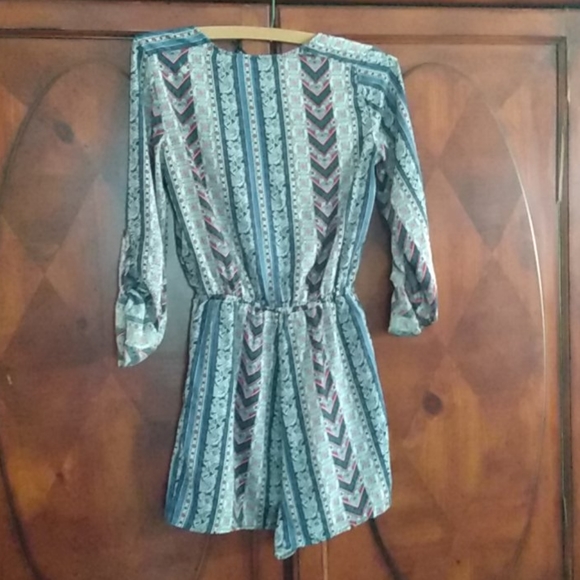 H&M Aztec print Romper - Picture 5 of 5